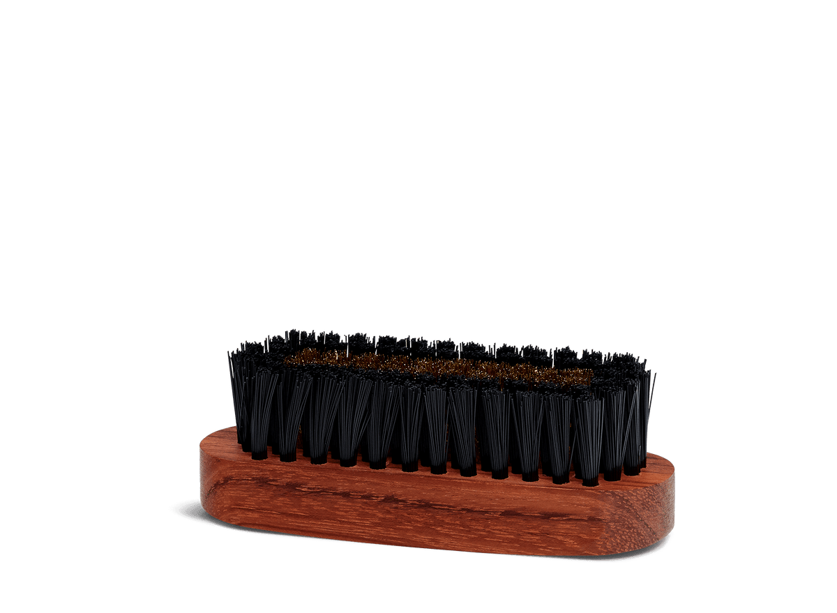 Suede Brush Brass, Saphir Médaille d'Or