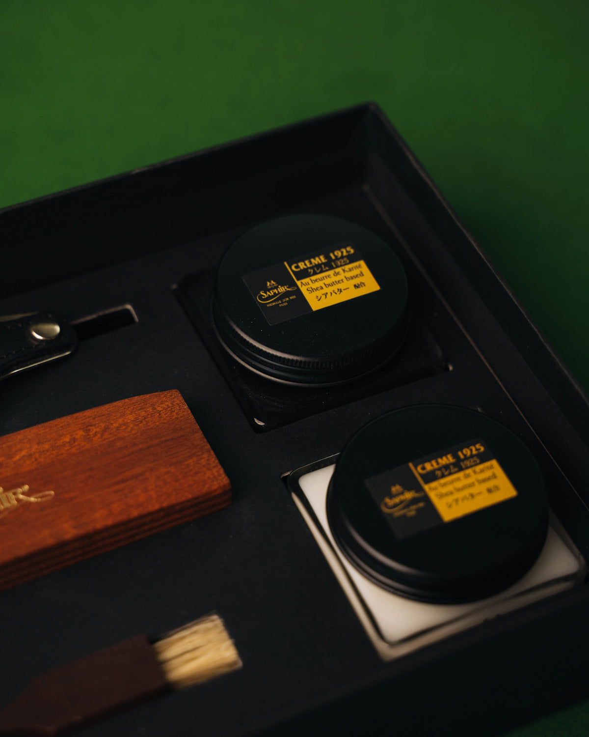 Shoe care kit, Saphir Médaille d'Or