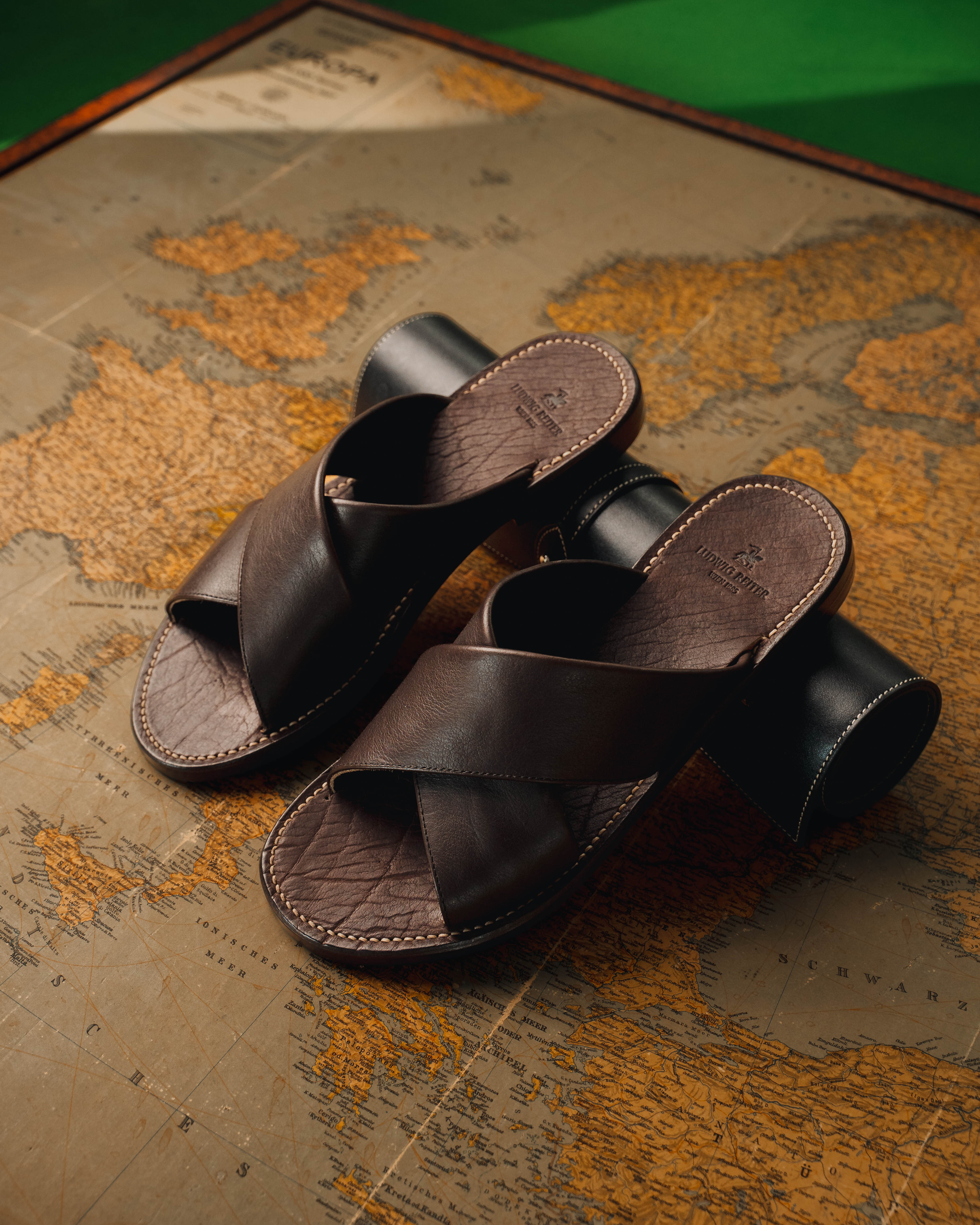 Sandal Maghrebiner Bison, Ludwig Reiter
