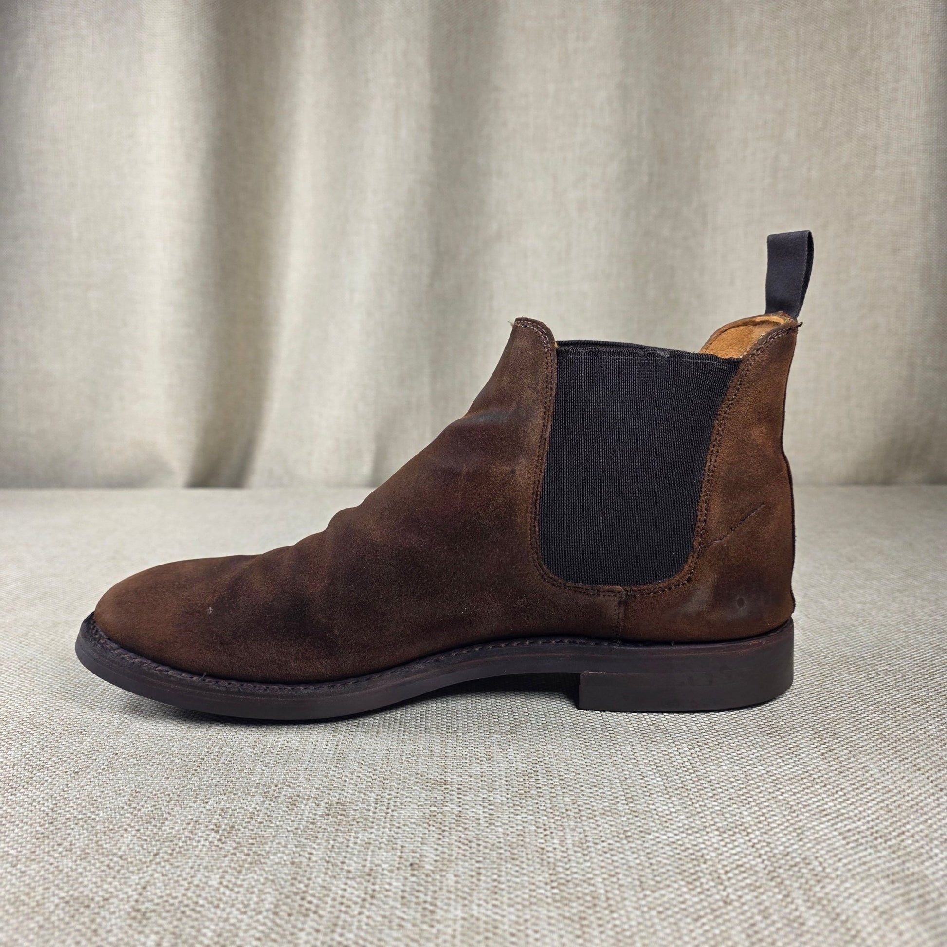 Chelsea 5 Boot, Dark Brown Rough - Out Suede ‘Dainite’ (8,5E) Crockett & Jones - Hammargruppen