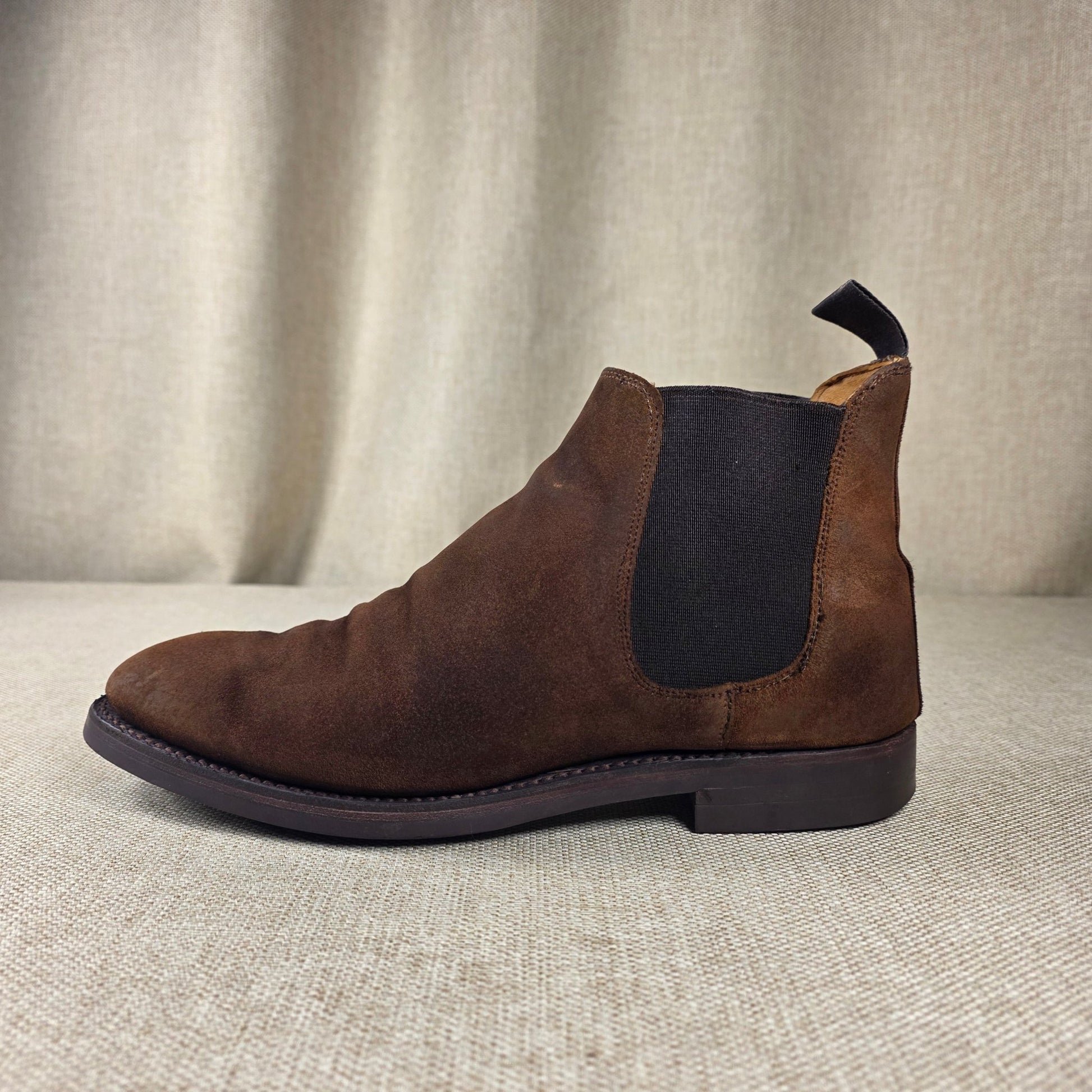Chelsea 5 Boot, Dark Brown Rough - Out Suede ‘Dainite’ (8,5E) Crockett & Jones - Hammargruppen