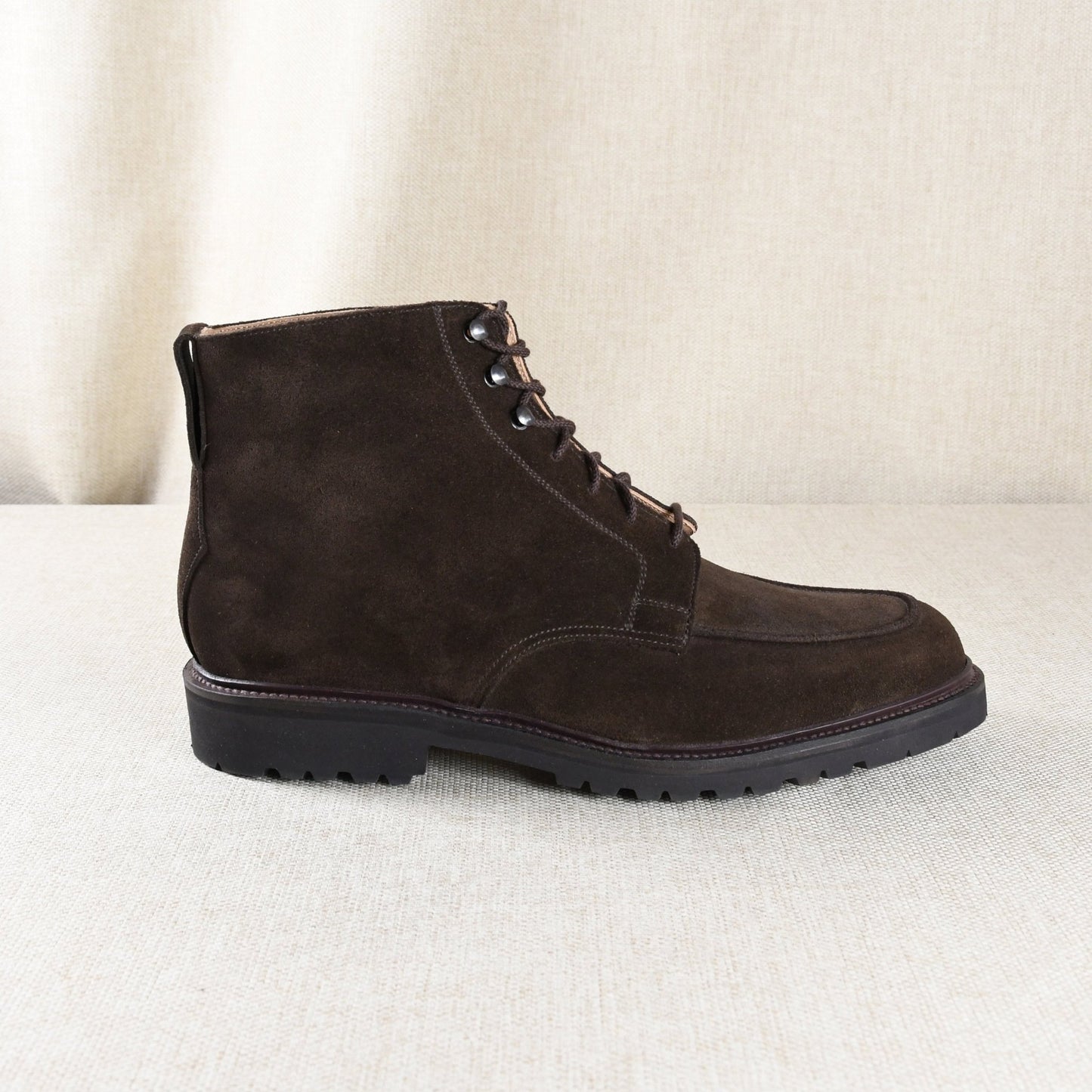 Donegal 2 Boot, Dark Brown Suede ‘Vibram’ Crockett & Jones - Hammargruppen