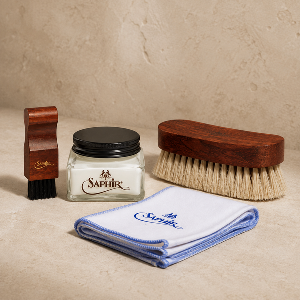 Essential Leather Care – Grundläggande skovård för läderskor | Saphir Médaille d'Or