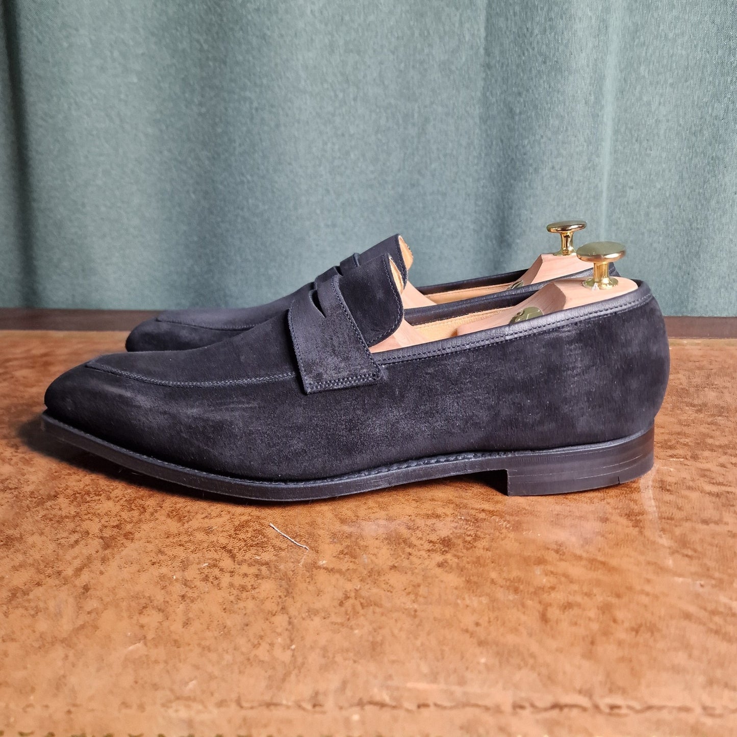 Merton Black Suede (9.5E) Crockett & Jones - Hammargruppen