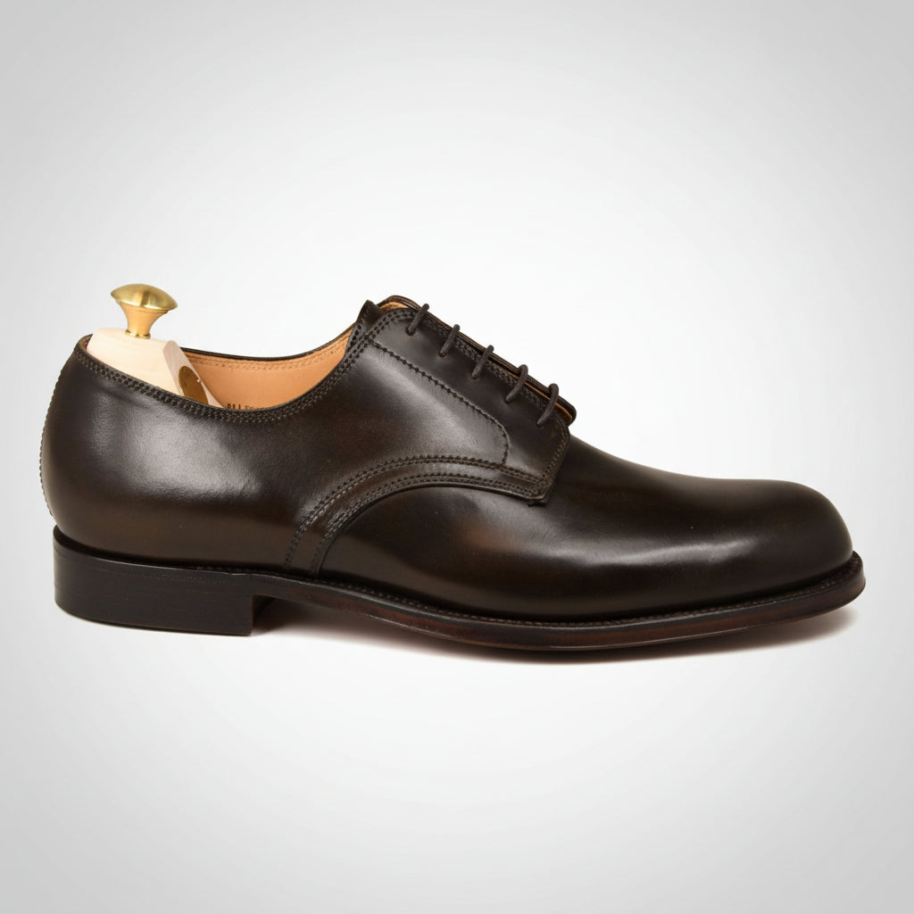 靴 CROCKETT & JONES MORETON dark brown 7E Molton Dark Brown Rough-Out Suede | Crockett & Jones