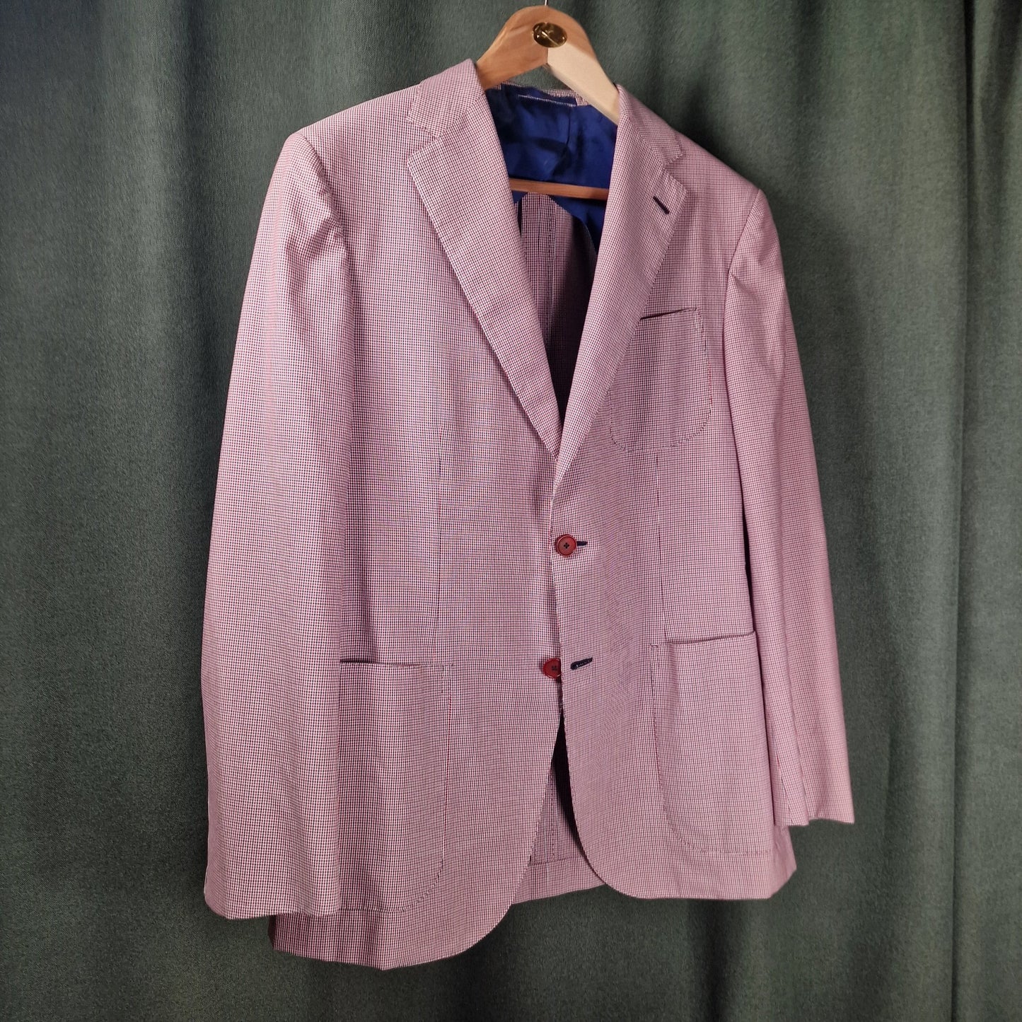 Rödrutig Kavaj, Grafford - Hammargruppen