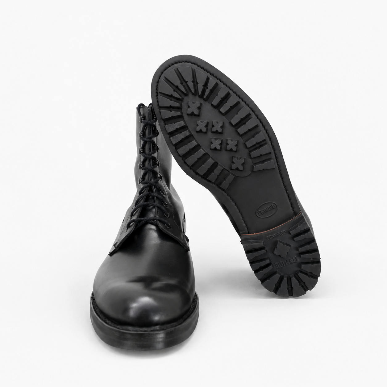 Snowdon Black Waterproof Side 'Commando' Crockett & Jones