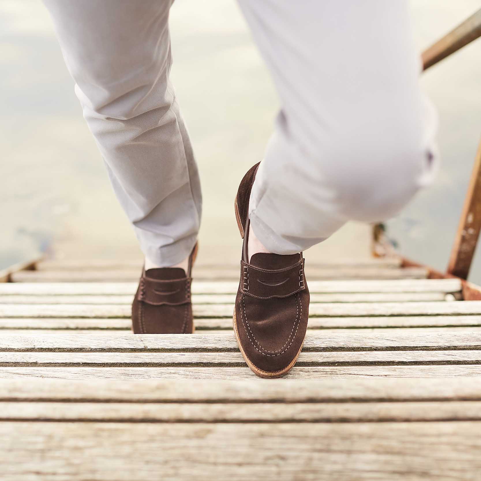 Seaton Dark Oak Suede 'Superflex' Crockett & Jones - Hammargruppen